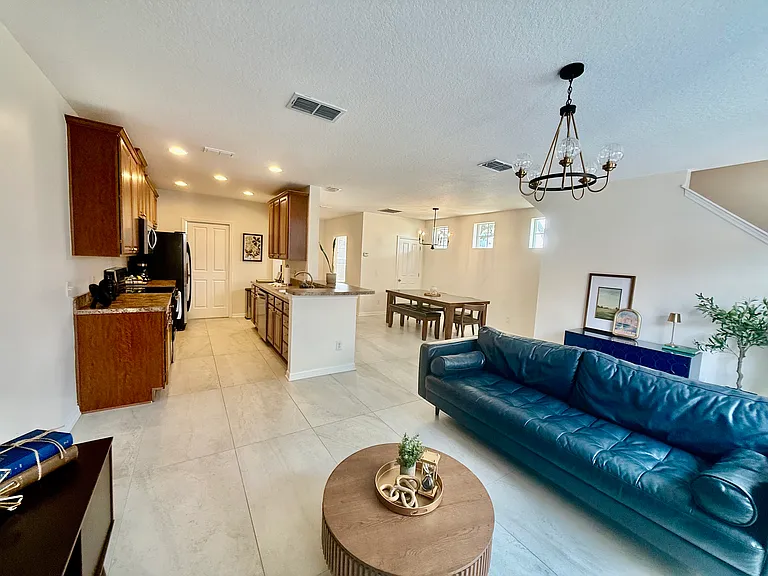 3140 Via Otero Dr — Photo 5