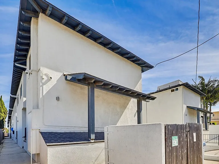 25829 Viana — Photo 19