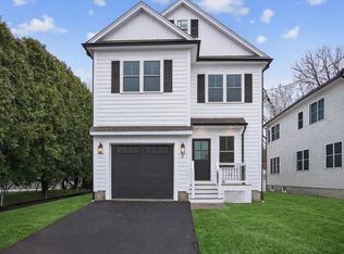 8 Dobbins St, Waltham, MA 02451