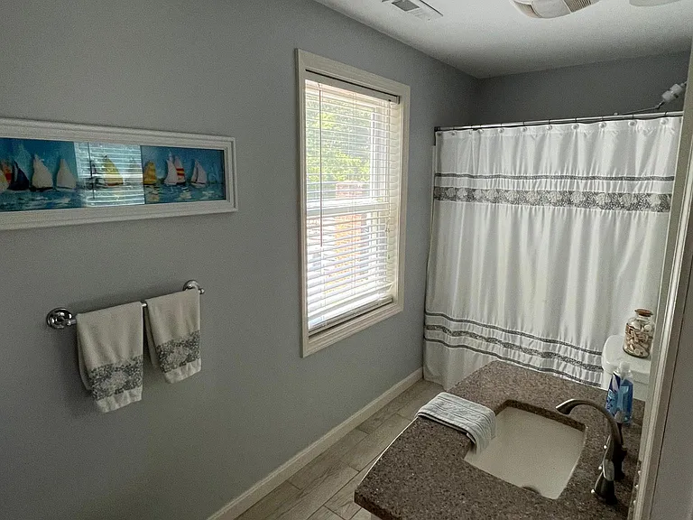 207 Roxy Cahoon Rd — Photo 29