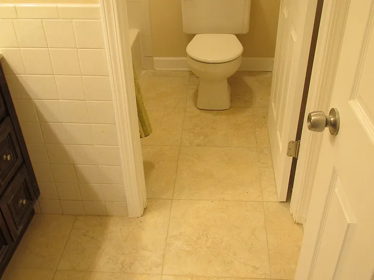 9S201 Lake Dr #2 — Photo 11