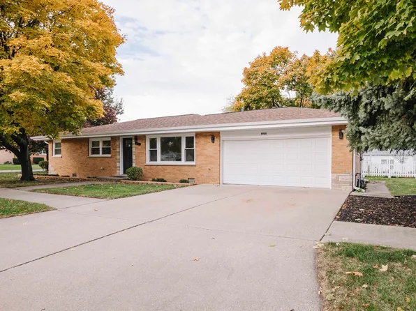 6800 W 97th St, Oak Lawn, IL 60453