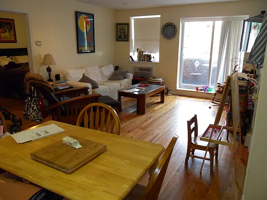 Rented by Urban Realty NYC | media 41