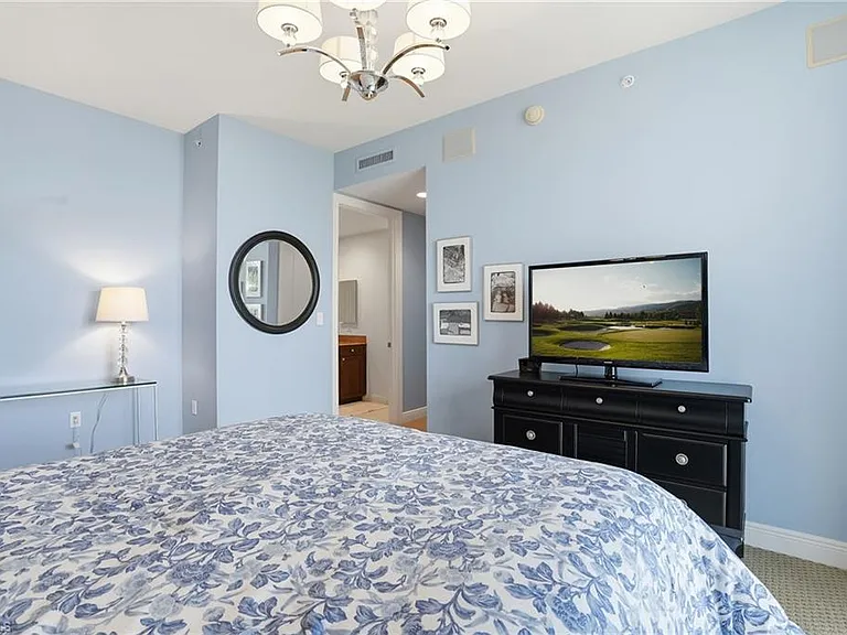 5051 Pelican Colony Blvd #301 — Photo 28