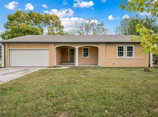 2660 S Grant Ave, Springfield, MO 65807