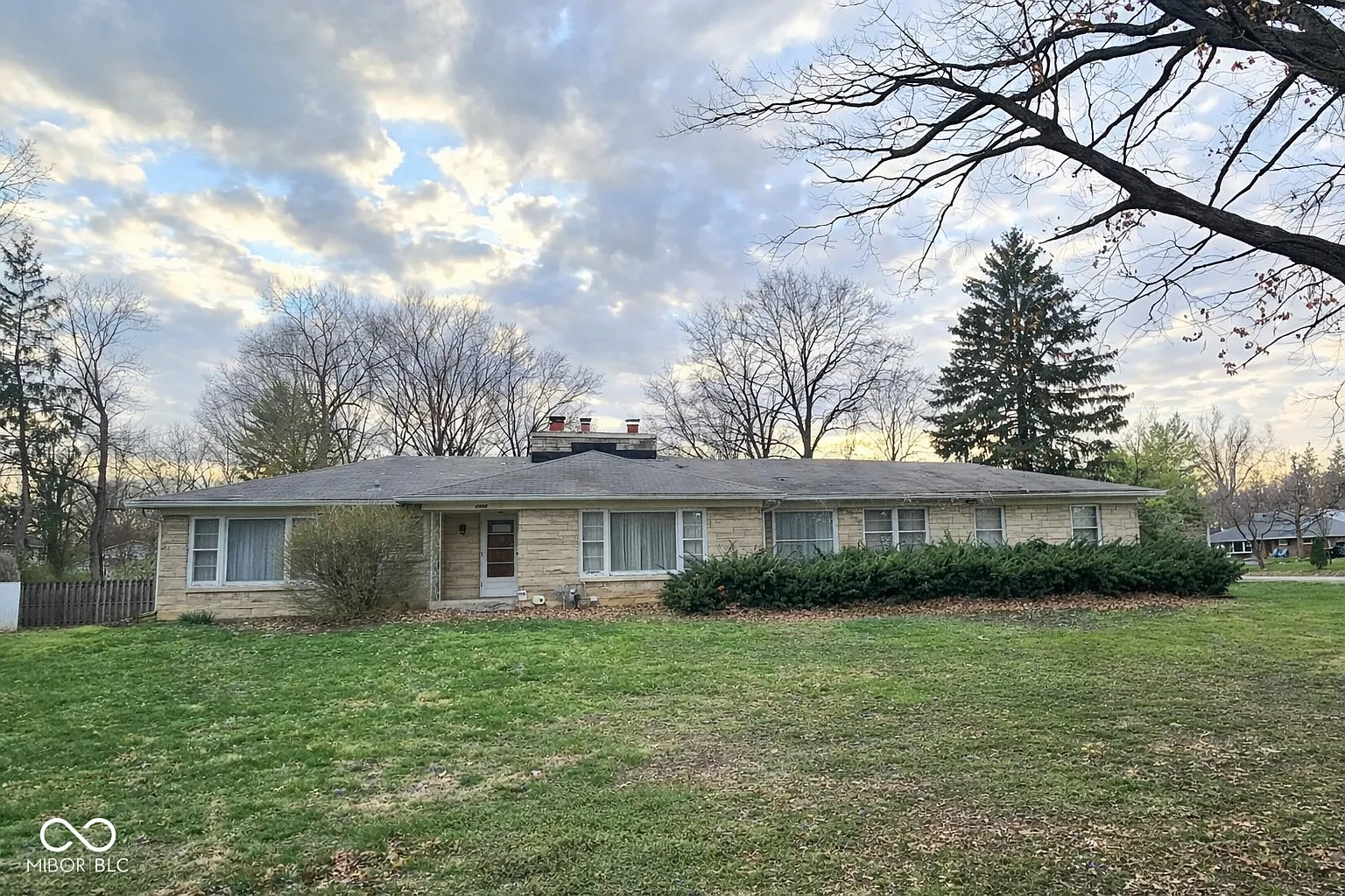 4344 Sylvan Rd photo 1