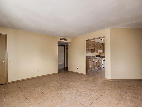 5th image of 6961 W Windsor Ave