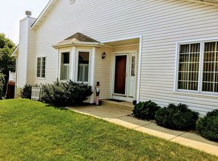 9963 Pheasant Ln, Saint John, IN 46373