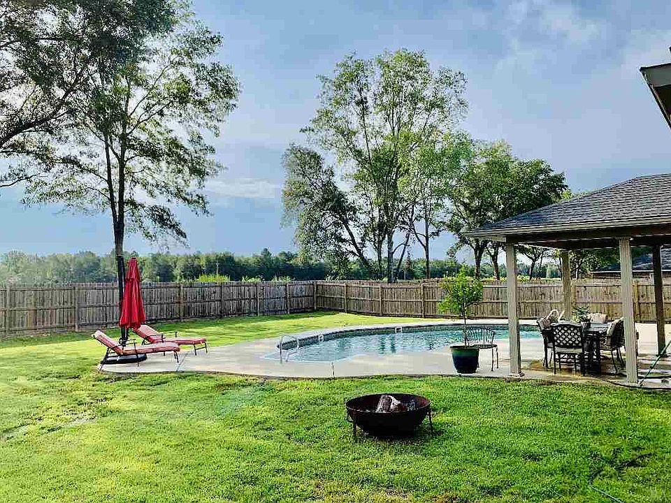 1st image of 5530 Mill Race Cir