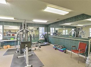 2103 Hyde Park Dr, Asheville, NC 28806