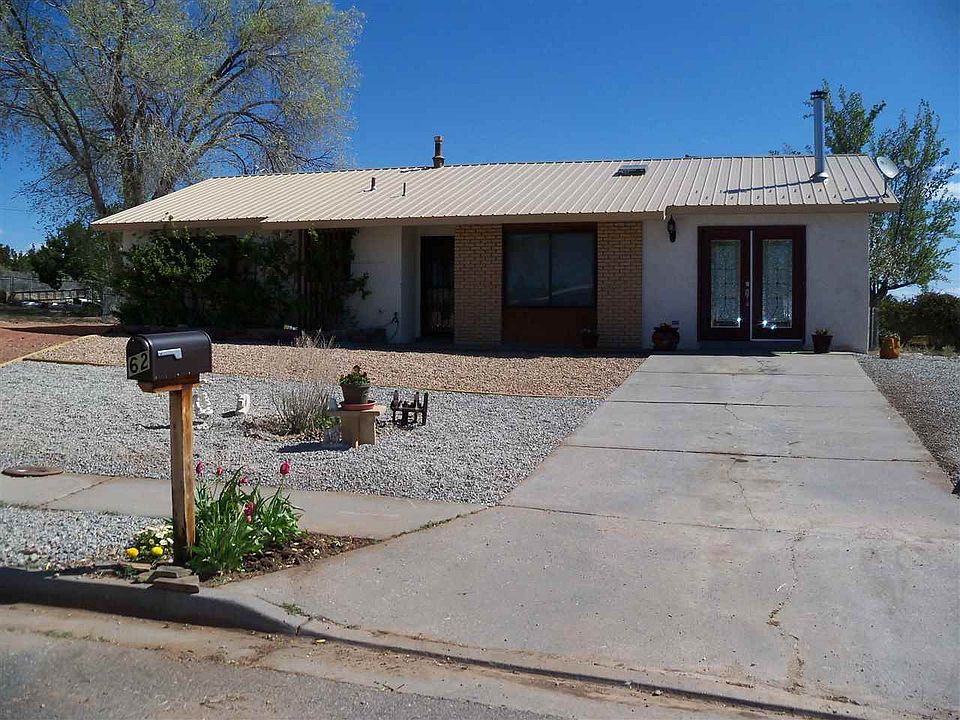 1st image of 62 Hacienda Dr