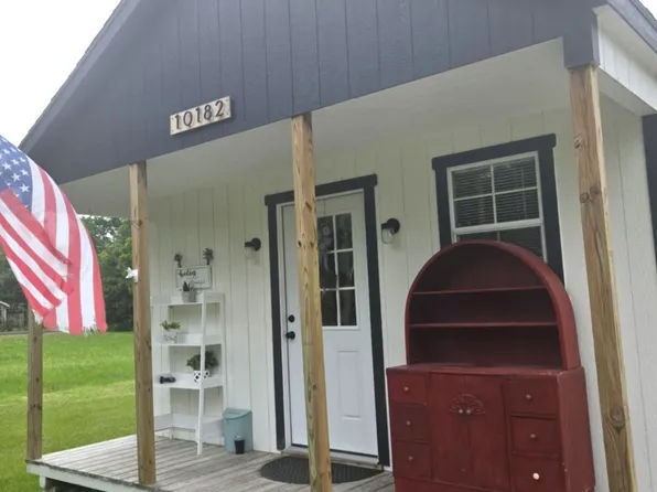 10182 Northview Dr, Wills Point, TX 75169