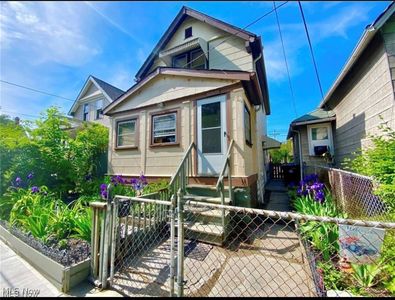 7004 Guthrie Ave, Cleveland, OH, 44102