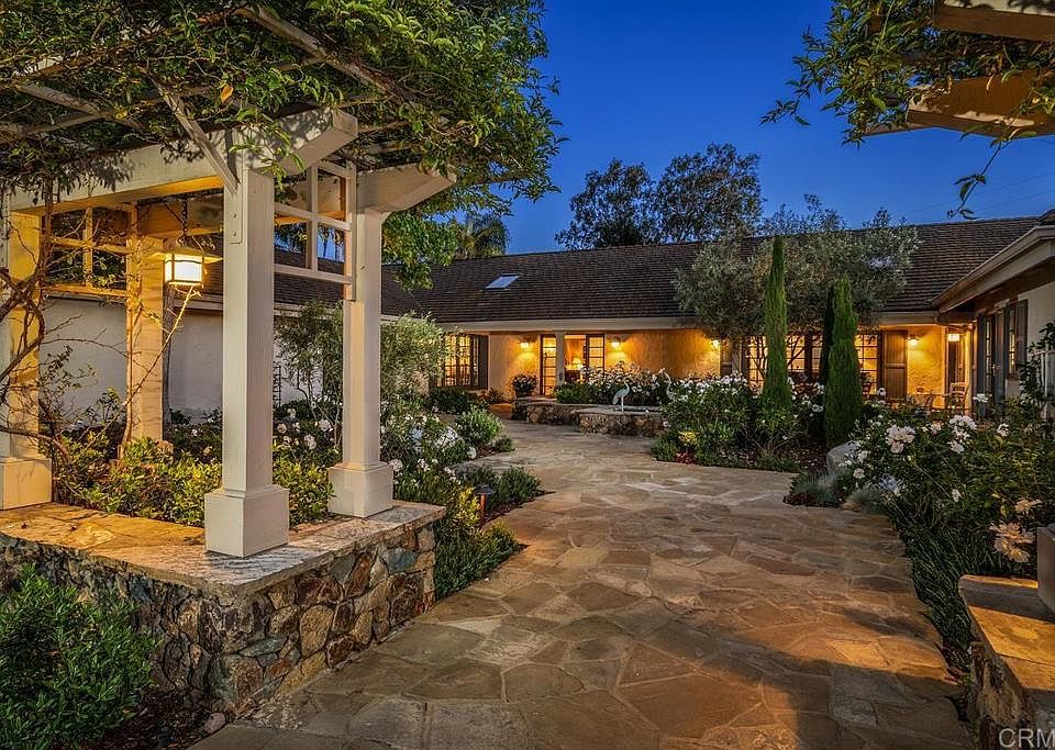 20120a0368fc54b9c1655e45dbb69b