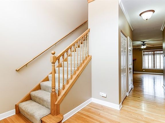 2nd image of 1426 E Katie Ln