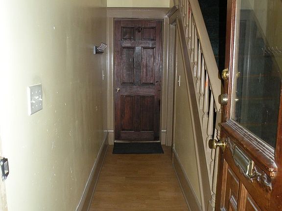 3rd image of 719 26th Ave S