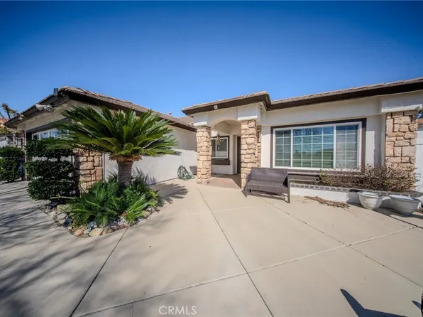 2786 W Plaza Serena Dr, Rialto, CA 92377