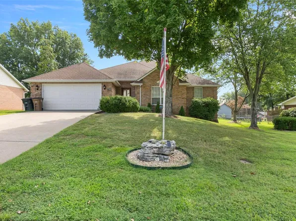 1740 Sherwood Dr, Cape Girardeau, MO 63701