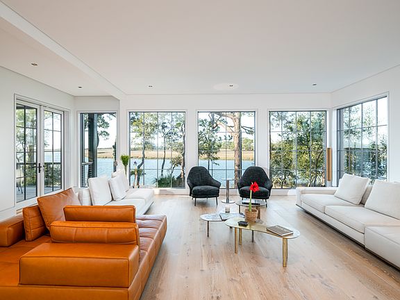 2nd image of 12 Little Rabbit Ln