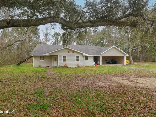 6291 Ball Park Rd, Pass Christian, MS 39571