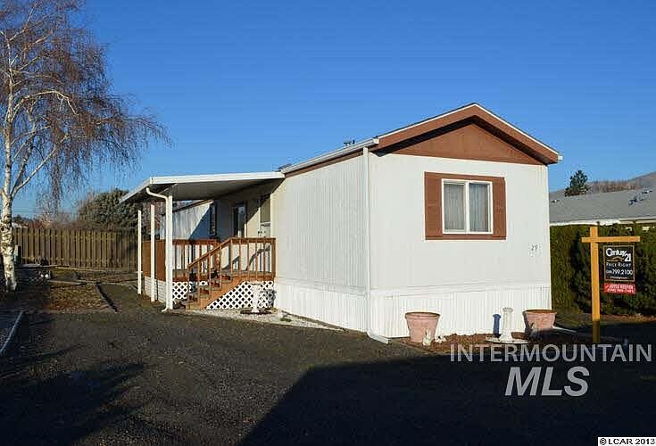 1st image of 1430 Chestnut Golden Acres #29-55
