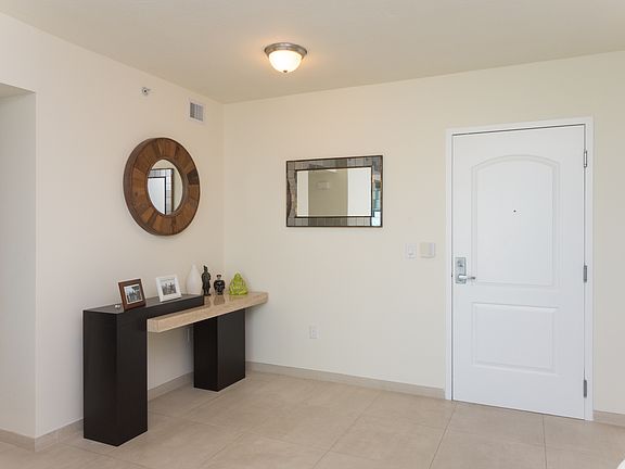 4th image of 110 Washington Ave APT 1819