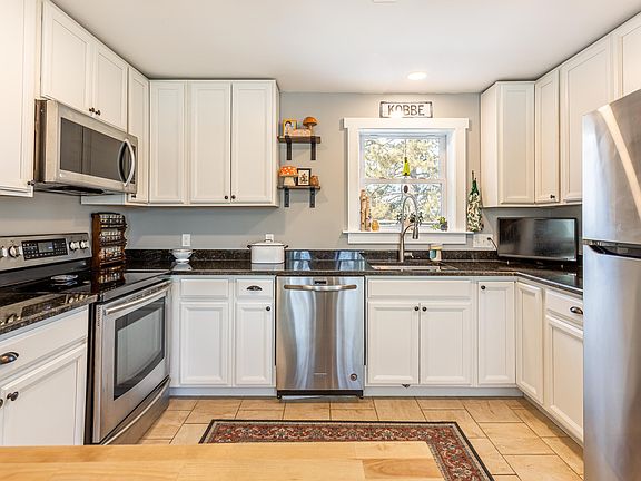 5th image of 3247 West Proctor Road