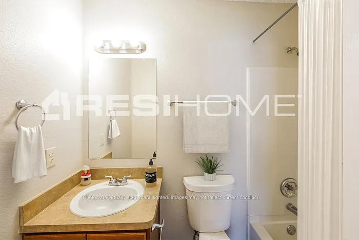 9720 Brierwyck Dr — Photo 11