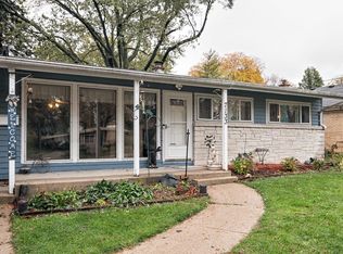 7133 W Wedgewood Dr, Milwaukee, WI 53220