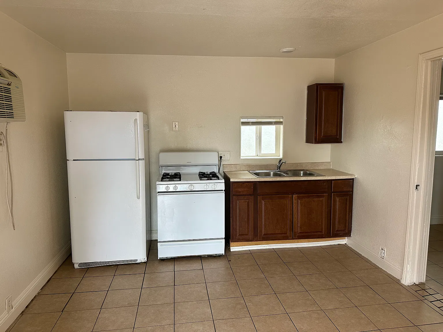 1 bed, $800 — Photo 3