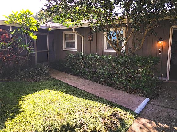 3rd image of 2617 Leafy Ln