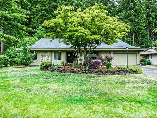 5613 89th Avenue W, University Place, WA 98467