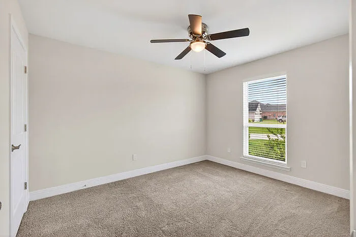 15740 Rachael Dr — Photo 25