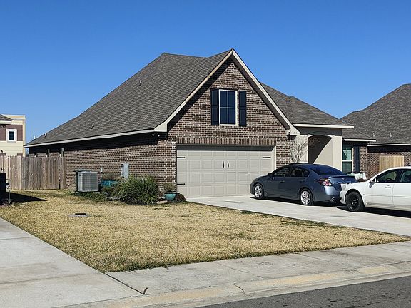 3rd image of 1931 Beau Blanc Dr