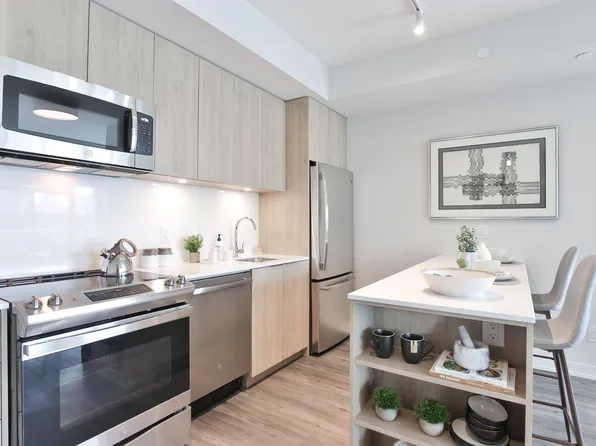 Evolv Rental Residence, 25 Nicholas Ave, Toronto, ON M5A 0M9