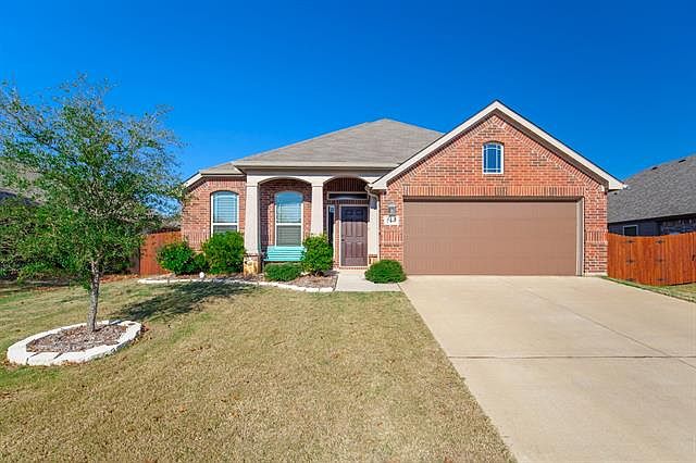 1st image of 115 Eagle Feather Dr