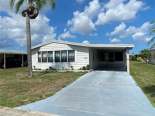 26380 New Orleans Dr Photo 1