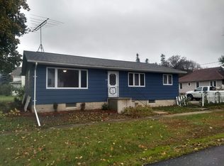 204 North St, Elgin, IA 52141