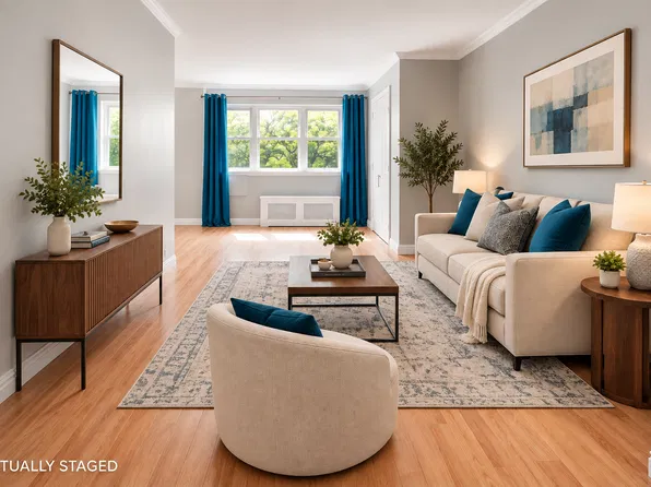 495 East 7th Street image 1 of 10