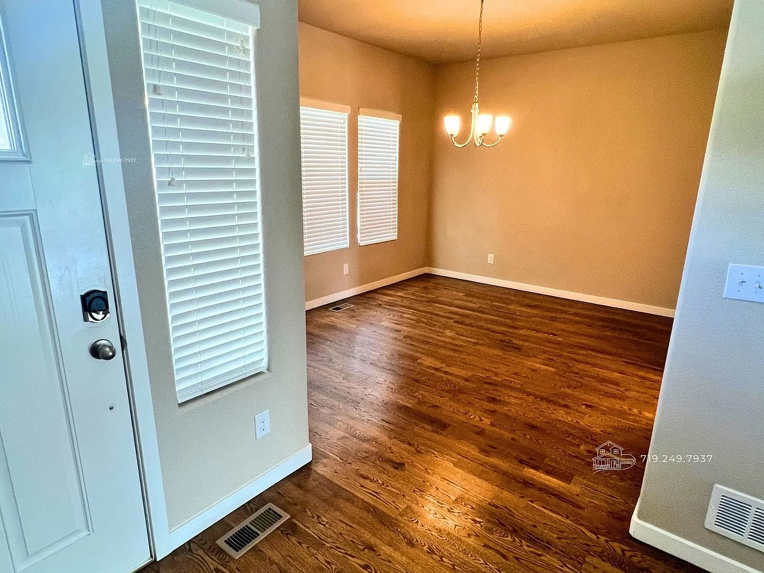1401 Grand Overlook St — Photo 4