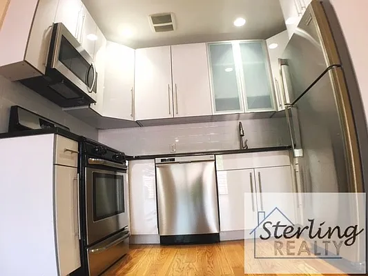 Rented by Sterling Realty Solution Inc | media 4