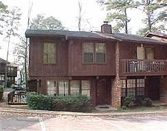 1st image of 2226 Timberwood Cir N