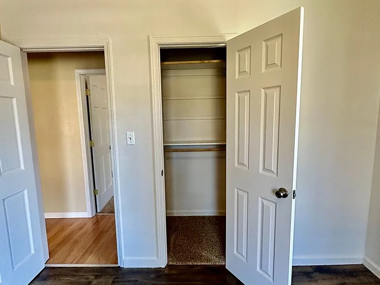 4616 Peck Dr — Photo 20