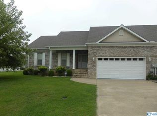 5842 Snake Rd, Athens, AL 35611