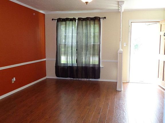 4th image of Pine Forest Dr