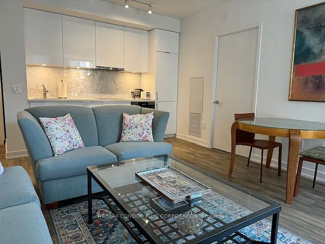 158 Front St E #403 — Photo 13