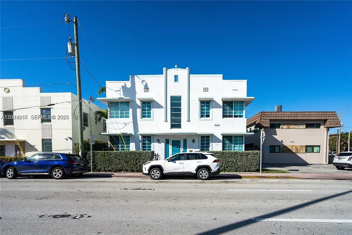 Building Photo - 7936 Harding Ave #1