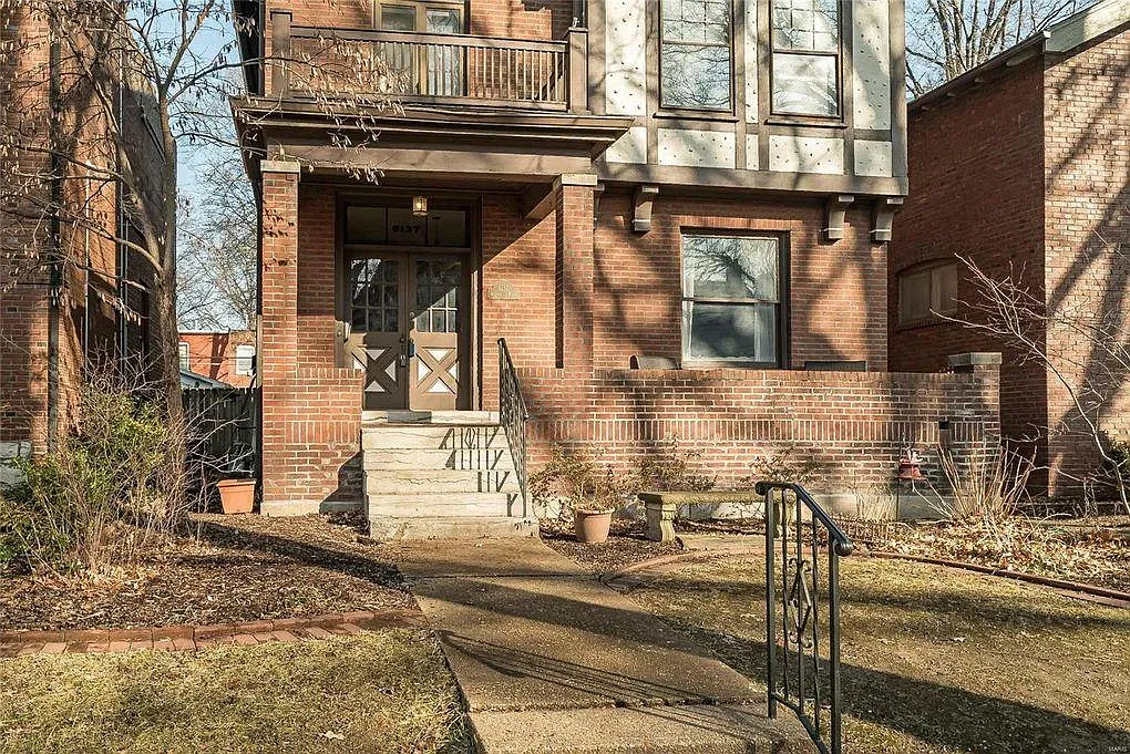 5 bed, 3544 sqft, $4,595 — Photo 3