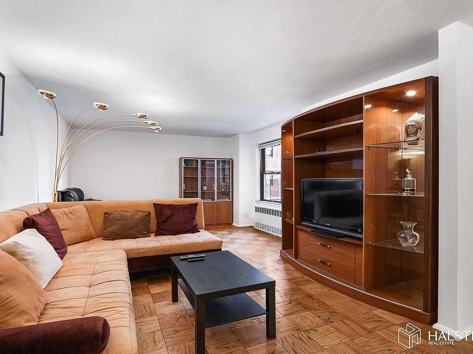 1st image of 415 Grand St APT E302