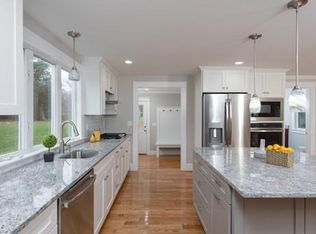 80 Kilby St, Hingham, MA 02043